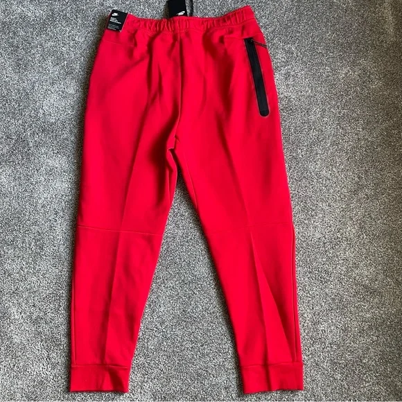 Nike Sportswear Tech Fleece Men's Joggers Sz XL In University Red/Black NWT